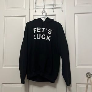 Men’s black pull over sweater